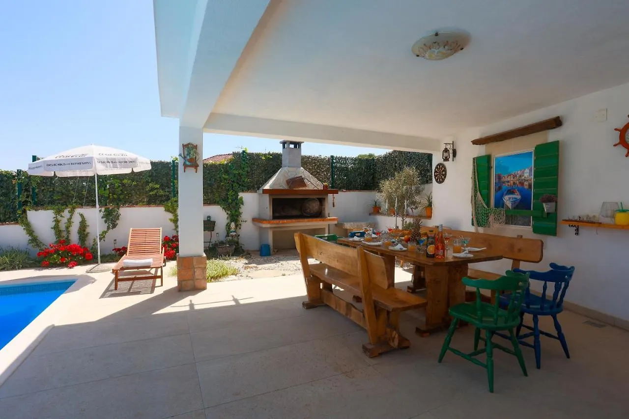 Villa Marela With Heated Swimming Pool Trogir