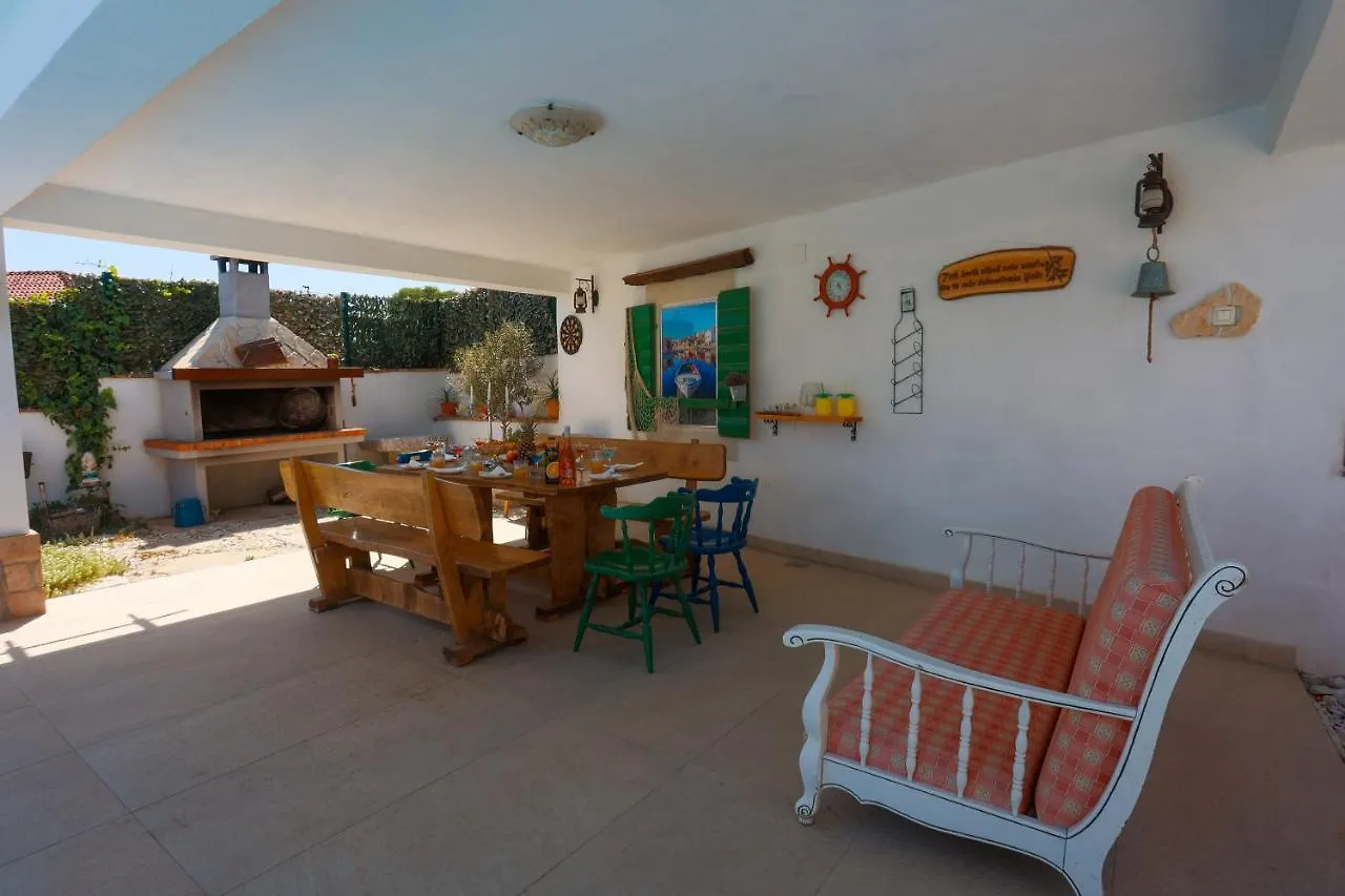 Villa Marela With Heated Swimming Pool Trogir